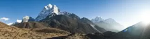 Ama Dablam and the Khumbu valley, Himalayas, Nepal, Asia