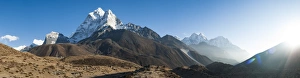 Images Dated 27th November 2008: Ama Dablam and the Khumbu valley, Himalayas, Nepal, Asia