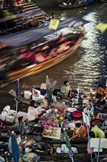 Amphawa weekend market, Amphawa, Thailand, Southeast Asia, Asia