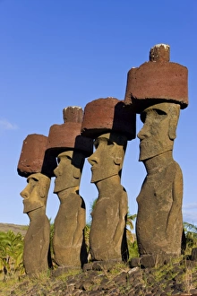 Images Dated 17th March 2008: Anakena beach, monolithic giant stone Moai statues of Ahu Nau Nau, four of which have topknots