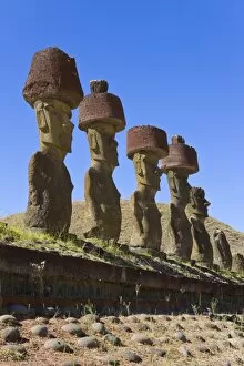 Images Dated 16th March 2008: Anakena beach, monolithic giant stone Moai statues of Ahu Nau Nau, four of which have topknots