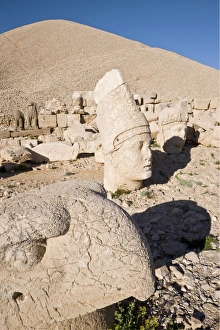 Ancient carved stone heads of the gods, the god Antiochus, Nemrut Dagi (Nemrut Dag)