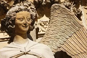 Angel of Annunciation, west front, Reims cathedral, UNESCO World Heritage Site