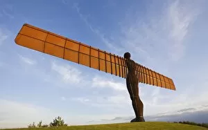 Images Dated 8th August 2007: Angel of the North, Gateshead, Tyne and Wear, England, United Kingdom, Europe
