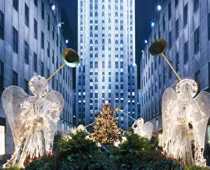 Collections: Christmas Wall Art & Decor Collection
