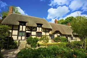 Images Dated 25th April 2009: Anne Hathaways Cottage, Shottery, Stratford upon Avon, Warwickshire, England, United Kingdom, Europe
