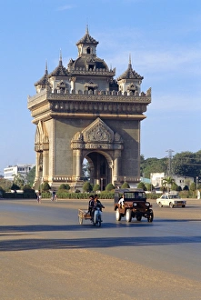 Scooter Prints: Anousavari Monument
