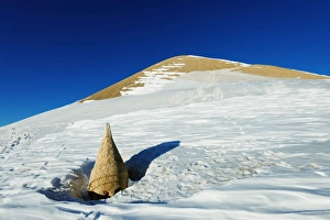 Nemrut Dagi Prints: Antiochos Sanctuary, western terrace