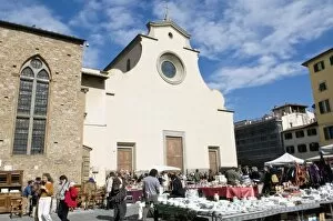 Images Dated 8th March 2009: Antiquarian fair, Piazza Santo Spirito, Chiesa di Santo Spirito, Florence (Firenze)