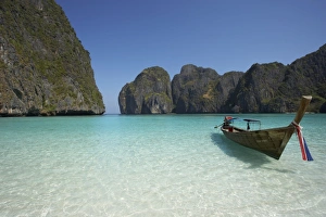 Longtail Boat Prints: Ao Maya, longtailboat in front