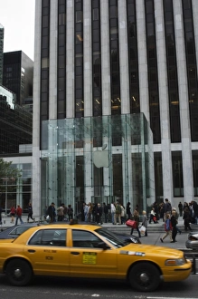 Fifth Avenue Prints: The Apple Store cube entrance