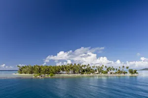 South Pacific Gallery: On approach to Ra iAtea through a break in the atoll reef, Society Islands