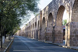 Aqueduct in Morelia, UNESCO World Heritage Site, Michoacan, Mexico, North America