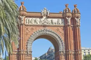 Images Dated 19th July 2008: Arc de Triomf, Barcelona, Catalonia, Spain, Europe