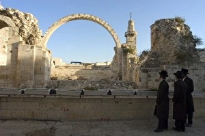Synagogue Prints: Arch of the Hurva Synagogue
