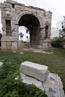 Images Dated 16th October 2007: Arch of Marcus Aurelius, Roman, Tripoli, Libya, North Africa, Africa
