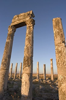 Images Dated 13th January 2000: Archaelogical site