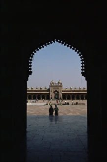 Uttar Pradesh State Prints: Arched doorway