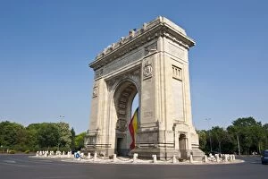 Images Dated 18th June 2008: Arcul de Triumf (Triumphal Arch), Bucharest, Romania, Europe