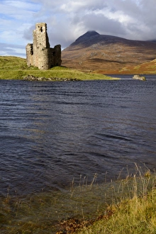 Ardvreck Castle and Loch Assynt, Sutherland, North West Highlands, Scotland, United Kingdom, Europe