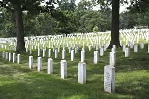Images Dated 3rd July 2009: Arlington National Cemetery, Arlington, Virginia, United States of America, North America