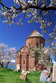 Images Dated 7th January 2000: The Armenian church of the Holy Cross on Akdamar Island in Lake Van