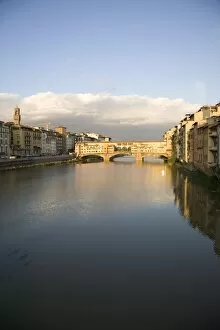 The Arno River and Ponte Vecchio at sunset, Florence, Tuscany, Italy, Europe