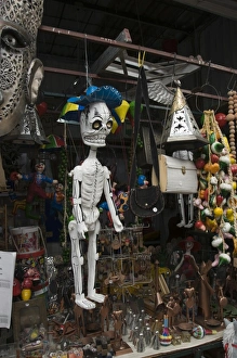 Images Dated 24th April 2008: Artisans Market, San Miguel de Allende (San Miguel), Guanajuato State, Mexico