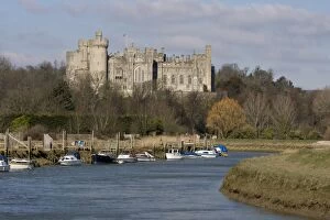 Images Dated 10th March 2010: Arundel Castle and River Arun, West Sussex, England, United Kingdom, Europe