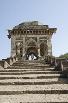 Ashrafi Mahal