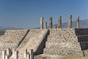Images Dated 22nd January 2010: Atlantes warrior statues on top of pyramid, Temple of Quetzalcoatl, Tula