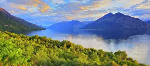 Wakatipu Prints: Autumn evening, Lake Wakatipu, near Queenstown, South Island, New Zealand