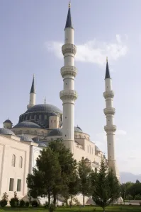 Images Dated 3rd August 2009: The Azadi Mosque, Ashgabad, Turkmenistan, Central Asia