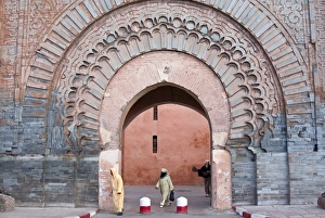 Marrakesh Prints: Bab Agnaou (Bab Er Rob), Marrakech (Marrakesh), Morocco, North Africa, Africa