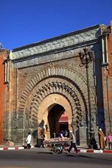 Images Dated 31st December 2011: Bab Agnaou, UNESCO World Heritage Site, Marrakech, Morocco, North Africa, Africa