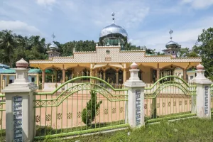 Sumatra Prints: Baburrahman Mosque, Pulau Weh Island, Aceh Province, Sumatra, Indonesia, Southeast Asia