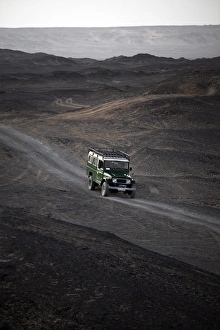 Off Road Vehicle Prints: Bahariyya Oasis on the edge on the Black Desert, Egypt, North Africa, Africa