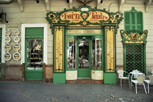 Images Dated 25th January 2000: Bakers shop