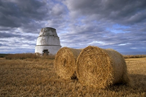 Morayshire Prints: Bales of straw and old dovecote