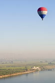 Balloon over the River Nile, Luxor, Egypt, North Africa, Africa