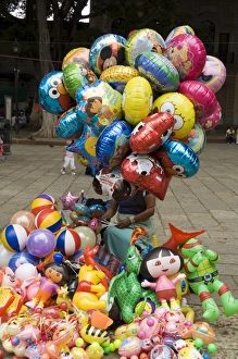 Oaxaca Prints: Balloon seller