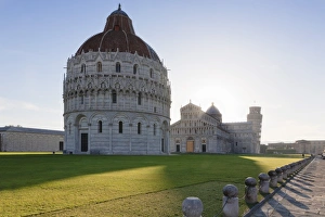 Images Dated 10th May 2008: Baptistery, Duomo Santa Maria Assunta and the Leaning Tower, Piazza dei Miracoli