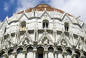 Images Dated 4th July 2008: The Baptistry, Piazza dei Miracoli, UNESCO World Heritage Site, Pisa, Tuscany