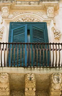 Sicily Gallery: Baroque balcony