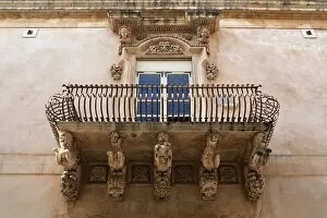 Images Dated 7th March 2008: Baroque balcony, Noto, Sicily, Italy, Europe