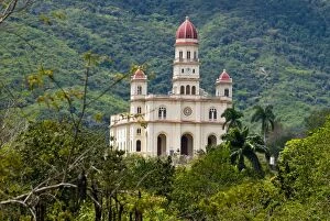 Images Dated 4th April 2007: Basilica de Nuestra Senora del Cobre, El Cobre, Cuba, West Indies, Caribbean
