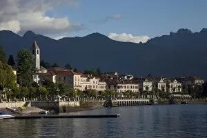 Images Dated 28th August 2010: Baveno, Lake Maggiore, Italian Lakes, Piedmont, Italy, Europe