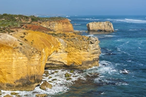 Images Dated 22nd October 2008: Bay of Islands rock formations along the Great Ocean Road, Victoria, Australia, Pacific