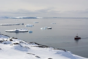 Ilulissat Prints: A bay near Ilulissat, Greenland, Denmark, Polar Regions