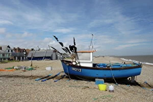 Images Dated 13th July 2007: On the beach at Aldeburgh, Suffolk, England, United Kingdom, Europe